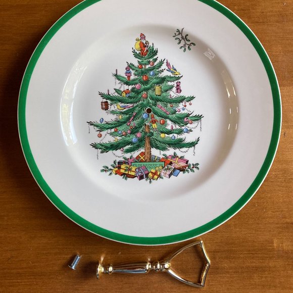 Spode Christmas Tree Tidbit Tray with handle Box included - Picture 6 of 9